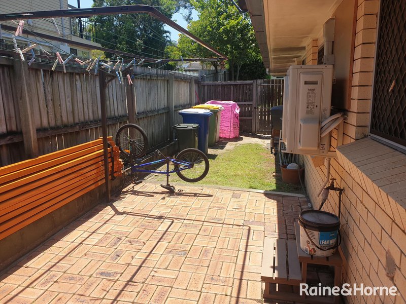 Photo - 13 Barbaralla Drive, Springwood QLD 4127 - Image 12