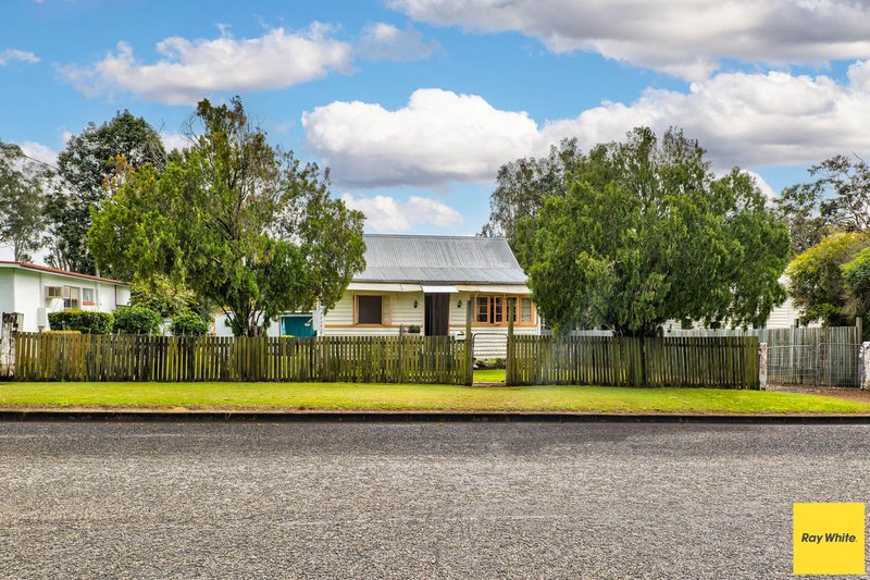 Photo - 13 Barbour Street, Esk QLD 4312 - Image 13