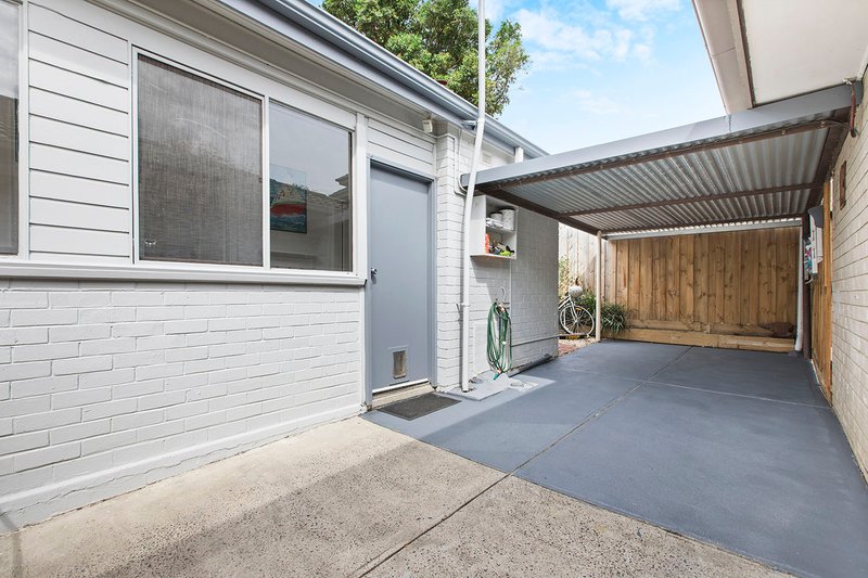 Photo - 1/3 Barker Street, Cheltenham VIC 3192 - Image 13