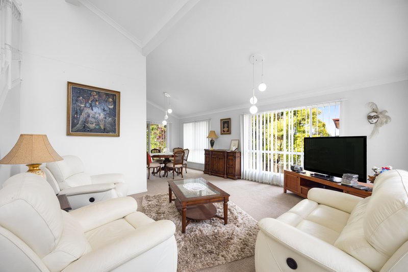 Photo - 13 Barkston Court, Buderim QLD 4556 - Image 3