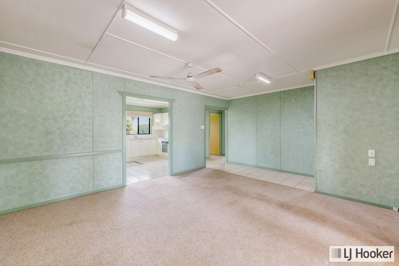 Photo - 13 Barnes Street, Svensson Heights QLD 4670 - Image 9