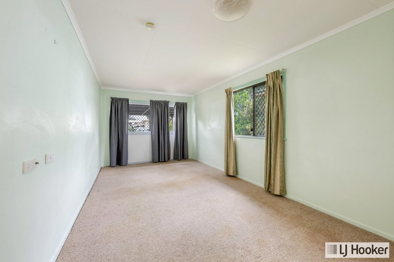 Photo - 13 Barnes Street, Svensson Heights QLD 4670 - Image 17