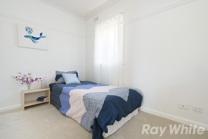 Photo - 13 Barrett Street, Cheltenham VIC 3192 - Image 7