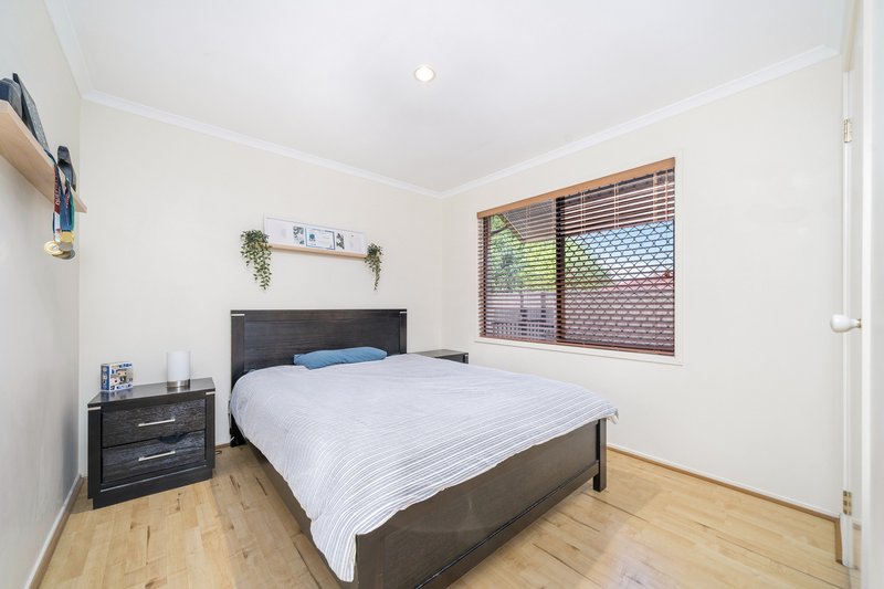 Photo - 13 Barrington Close, Murrumba Downs QLD 4503 - Image 19