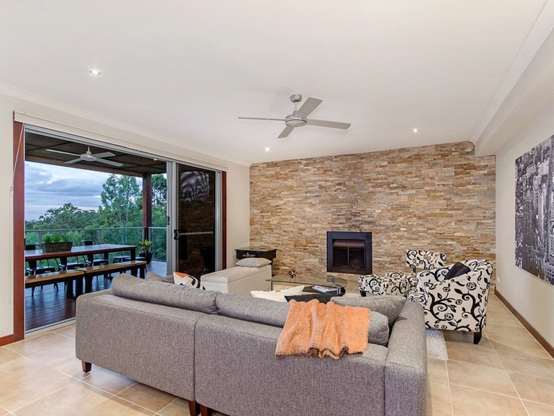 Photo - 13 Barton Street, Reedy Creek QLD 4227 - Image 5