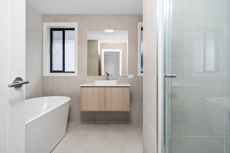 Photo - 13 Bat Street, Box Hill NSW 2765 - Image 4