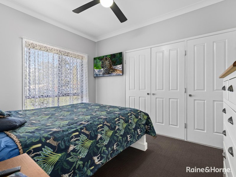 Photo - 13 Batterham Street, Warwick QLD 4370 - Image 17