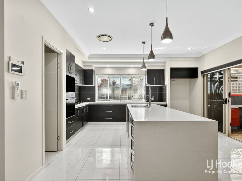 Photo - 13 Bayleaf Street, Griffin QLD 4503 - Image 6