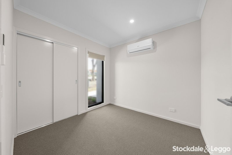 Photo - 13 Bayou Walk, Sunbury VIC 3429 - Image 7