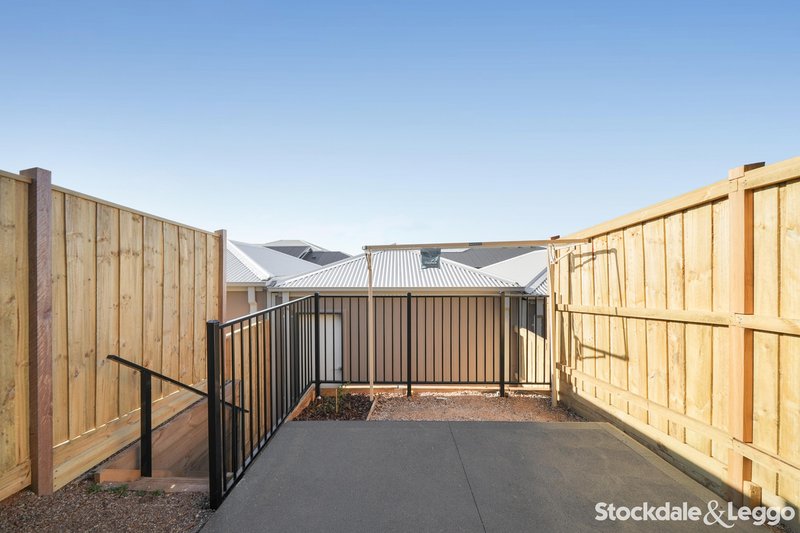 Photo - 13 Bayou Walk, Sunbury VIC 3429 - Image 14