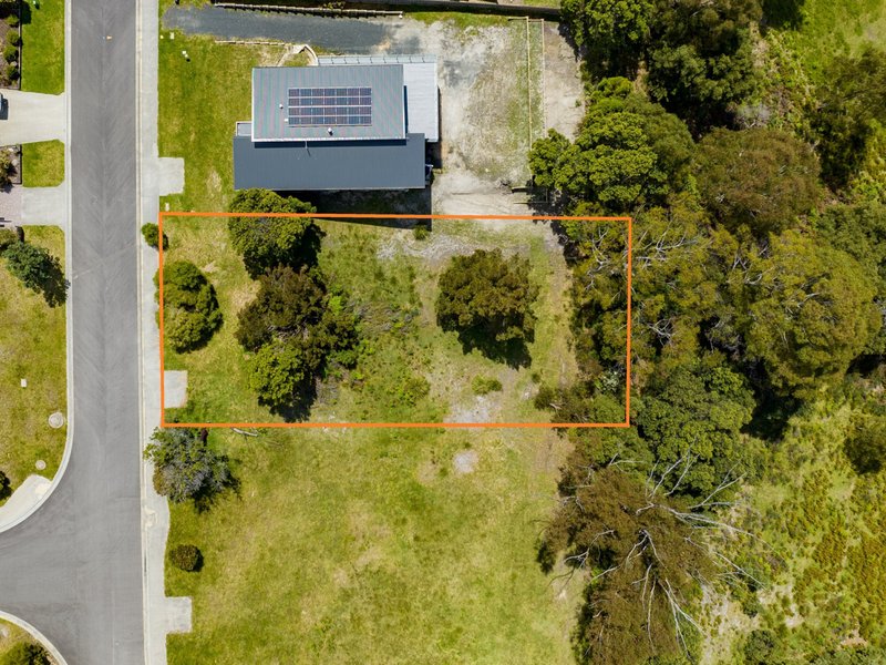 Photo - 13 Bayvista Rise, St Helens TAS 7216 - Image 2