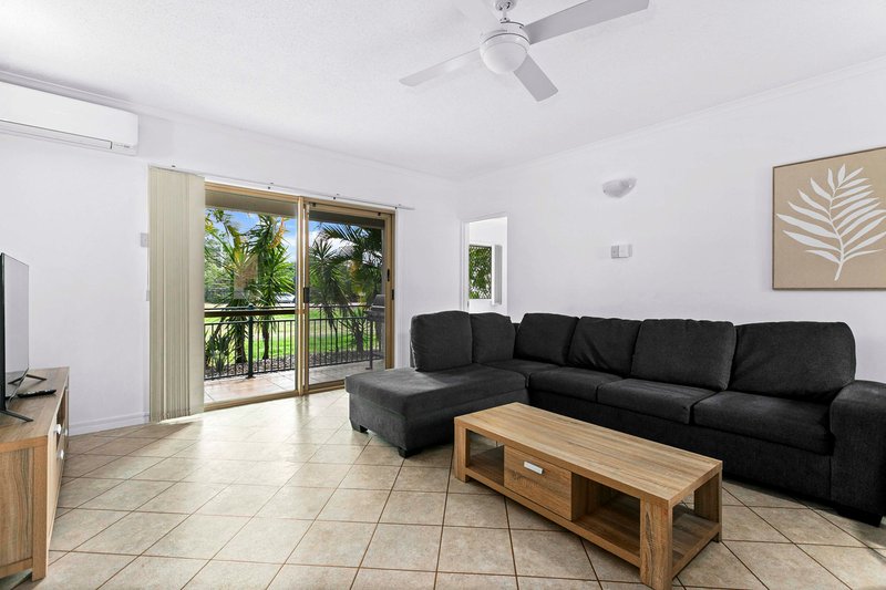 Photo - 1/3 Beach Road, Pialba QLD 4655 - Image 4