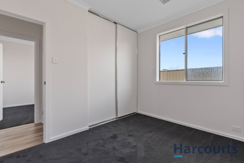 Photo - 13 Belair Circuit, Andrews Farm SA 5114 - Image 11