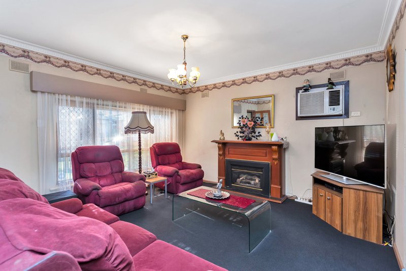 Photo - 13 Belfast Street, Henley Beach SA 5022 - Image 2