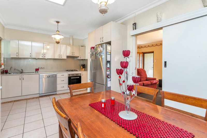 Photo - 13 Belfast Street, Henley Beach SA 5022 - Image 5