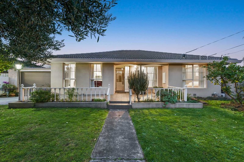 13 Bellarine Court, Keysborough VIC 3173