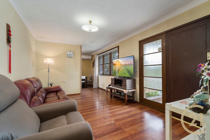 Photo - 13 Bellbird Place, Cartwright NSW 2168 - Image 3