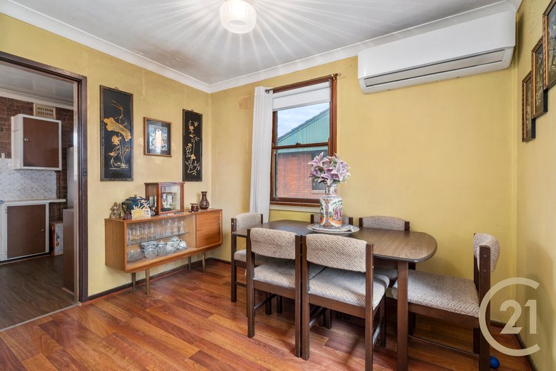 Photo - 13 Bellbird Place, Cartwright NSW 2168 - Image 5