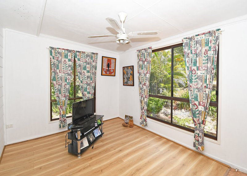 Photo - 13 Bellevue St , Howard QLD 4659 - Image 7