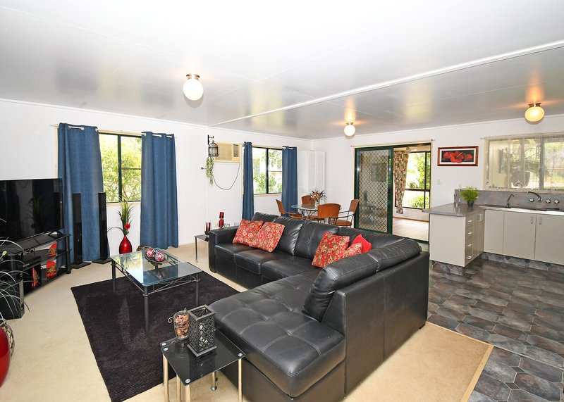 Photo - 13 Bellevue St , Howard QLD 4659 - Image 8