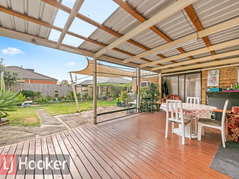 Photo - 13 Belmont Crt , Springvale VIC 3171 - Image 11