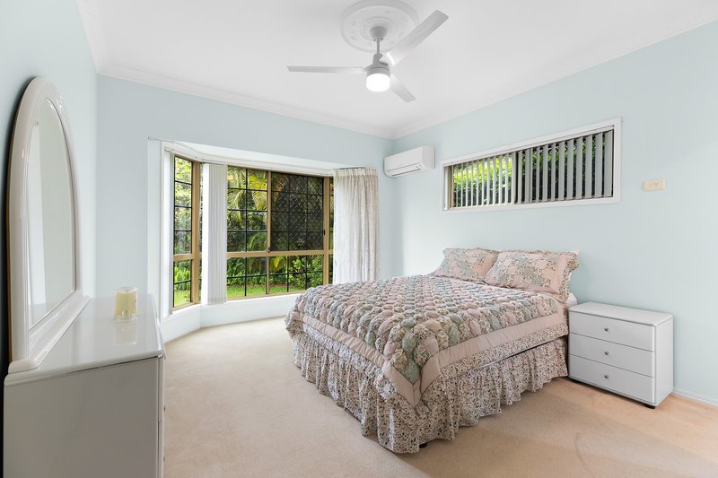 Photo - 13 Berkeley Place, Ferny Grove QLD 4055 - Image 5