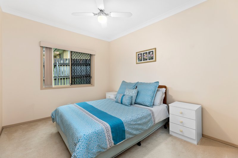 Photo - 13 Berkeley Place, Ferny Grove QLD 4055 - Image 7