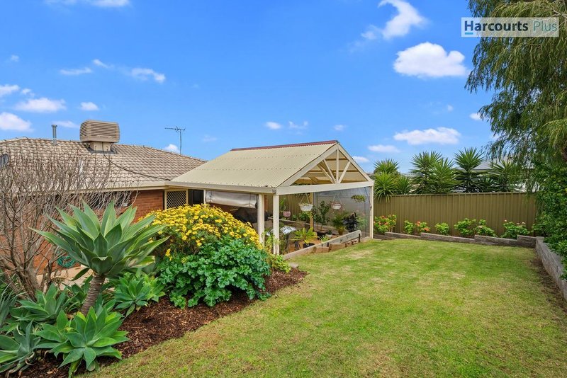 Photo - 13 Berringa Street, Hallett Cove SA 5158 - Image 13