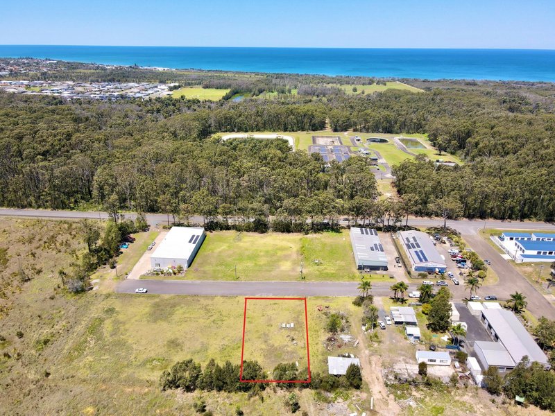 Photo - 13 Berry Close, Wallabi Point NSW 2430 - Image 2