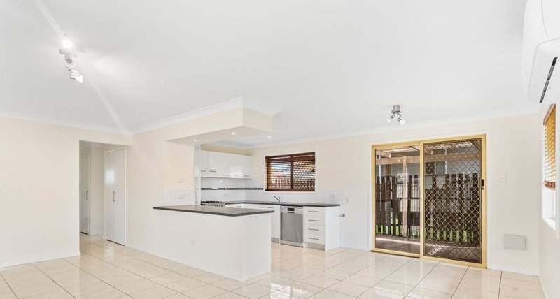 Photo - 13 Beth Street, Booval QLD 4304 - Image 3