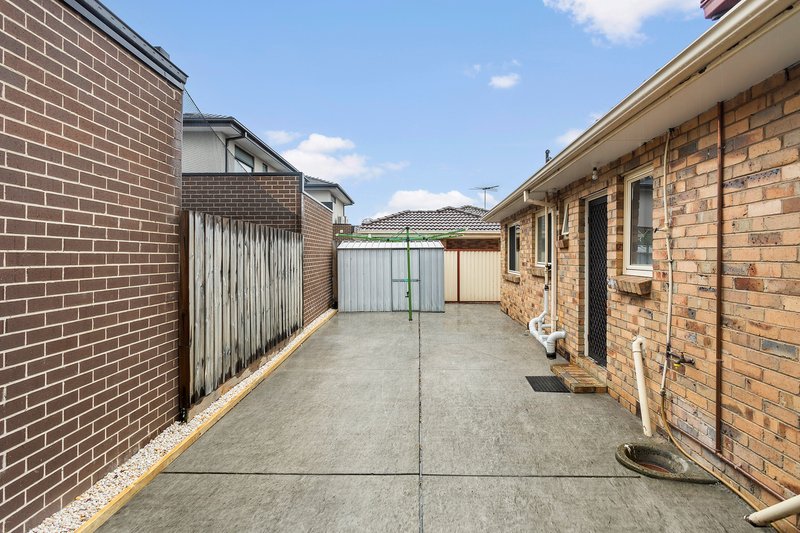 Photo - 13 Bevan Avenue, Clayton South VIC 3169 - Image 9