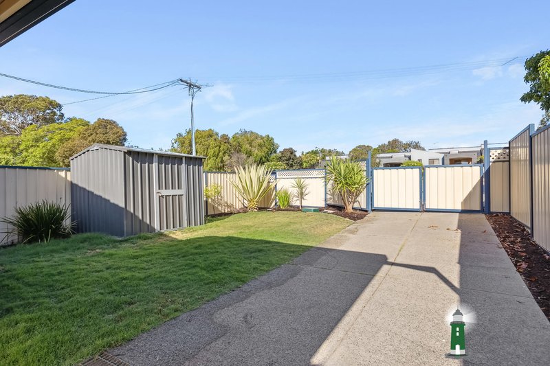 Photo - 13 Bickford Place, Hamilton Hill WA 6163 - Image 21