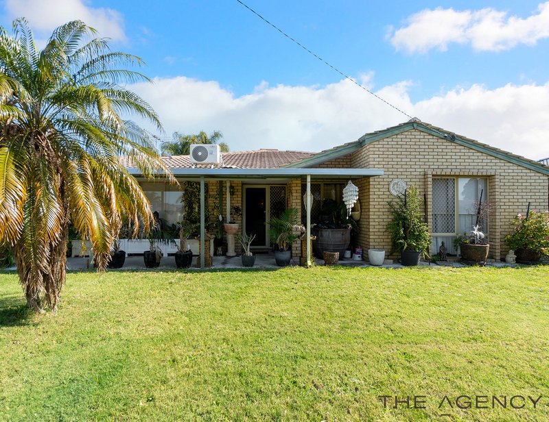 Photo - 13 Bilby Place, Gosnells WA 6110 - Image 2