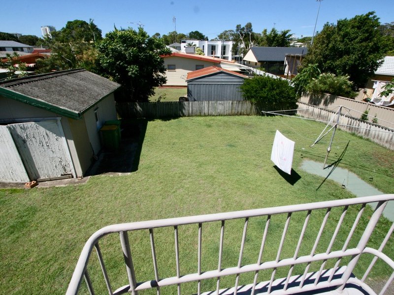 Photo - 13 Binya Avenue, Kirra QLD 4225 - Image 3