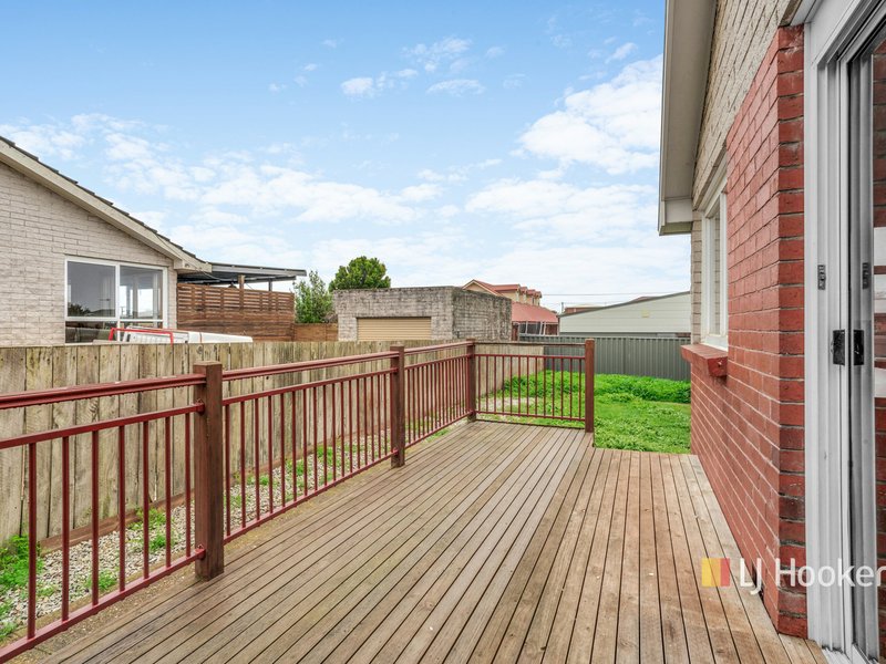 Photo - 13 Birkdale Court, Devonport TAS 7310 - Image 10