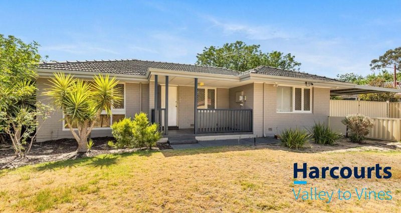 Photo - 13 Blantyre Way, Kelmscott WA 6111 - Image 1