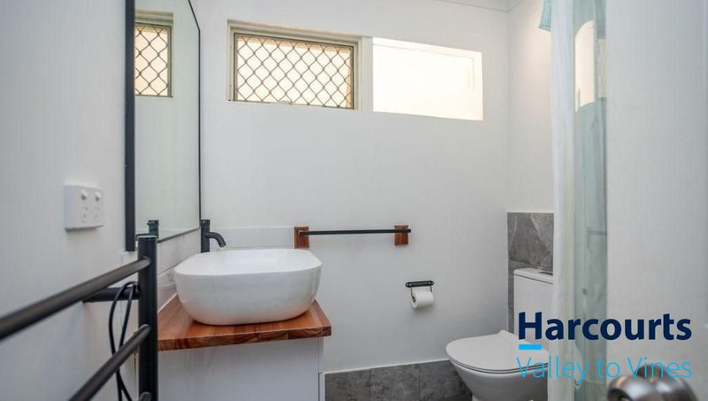 Photo - 13 Blantyre Way, Kelmscott WA 6111 - Image 8