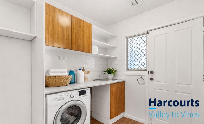 Photo - 13 Blantyre Way, Kelmscott WA 6111 - Image 10