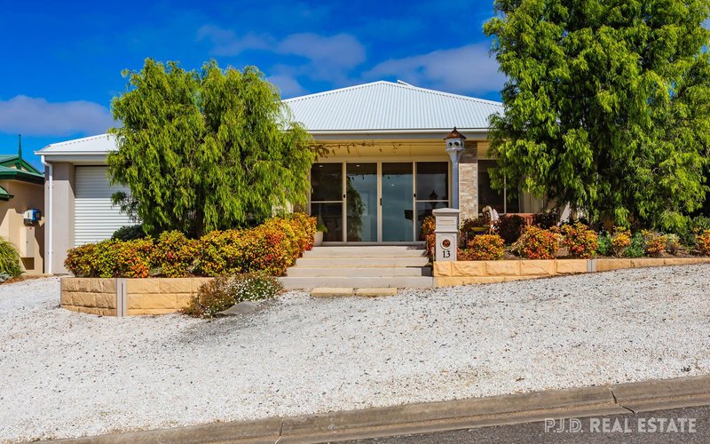 Photo - 13 Blue Whale Court, Encounter Bay SA 5211 - Image 4