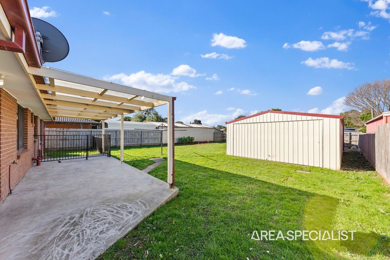 Photo - 13 Bluegrass Crescent, Pakenham VIC 3810 - Image 9