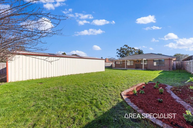 Photo - 13 Bluegrass Crescent, Pakenham VIC 3810 - Image 10