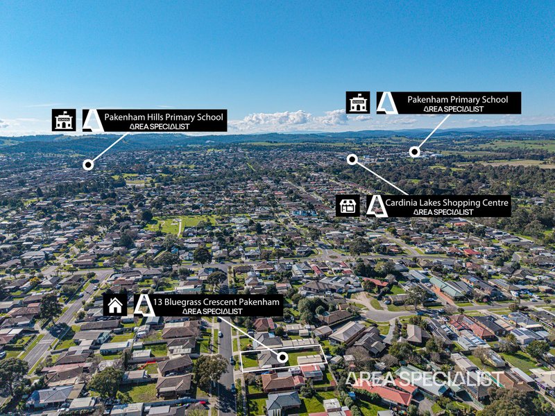Photo - 13 Bluegrass Crescent, Pakenham VIC 3810 - Image 14