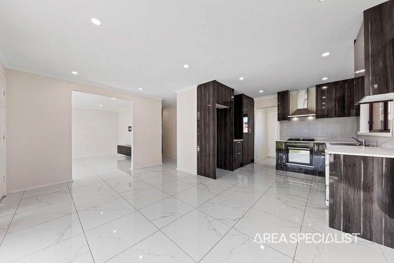 Photo - 13 Bluegrass Crescent, Pakenham VIC 3810 - Image 16