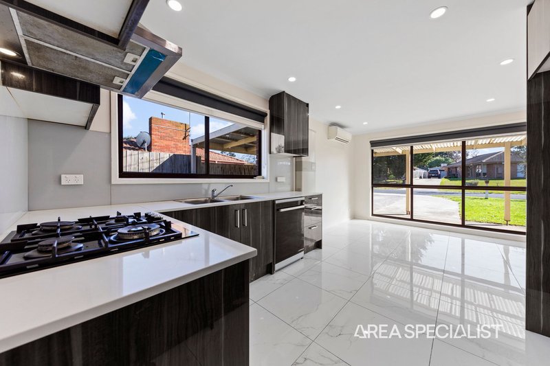 Photo - 13 Bluegrass Crescent, Pakenham VIC 3810 - Image 17