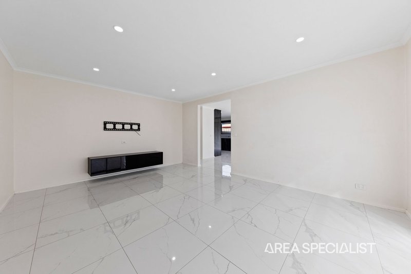 Photo - 13 Bluegrass Crescent, Pakenham VIC 3810 - Image 24