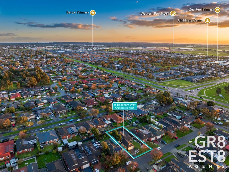 Photo - 13 Bookham Way, Cranbourne West VIC 3977 - Image 27