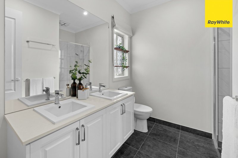 Photo - 13 Boolite Street, Eynesbury VIC 3338 - Image 4