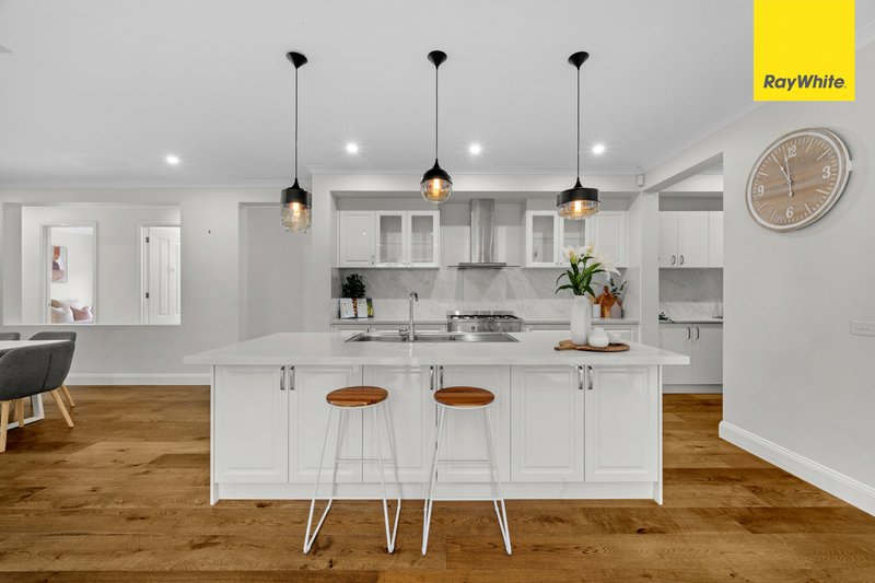 Photo - 13 Boolite Street, Eynesbury VIC 3338 - Image 6