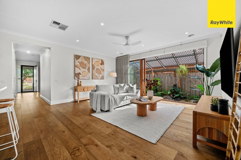 Photo - 13 Boolite Street, Eynesbury VIC 3338 - Image 9