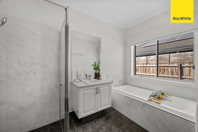 Photo - 13 Boolite Street, Eynesbury VIC 3338 - Image 15